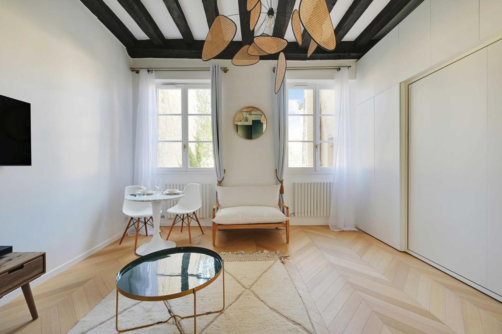 Apartment Authentic - 2p - De Paris